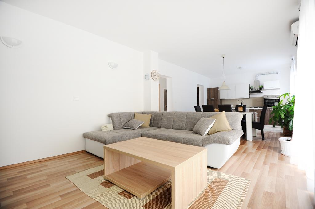 Apartments Hills زادار الغرفة الصورة